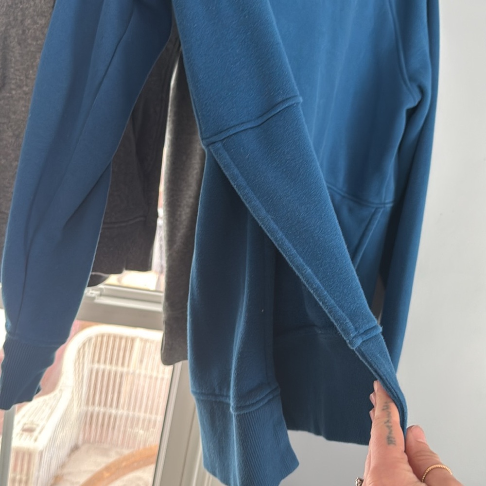 Athleta hoodie size M - Picture 2 of 5